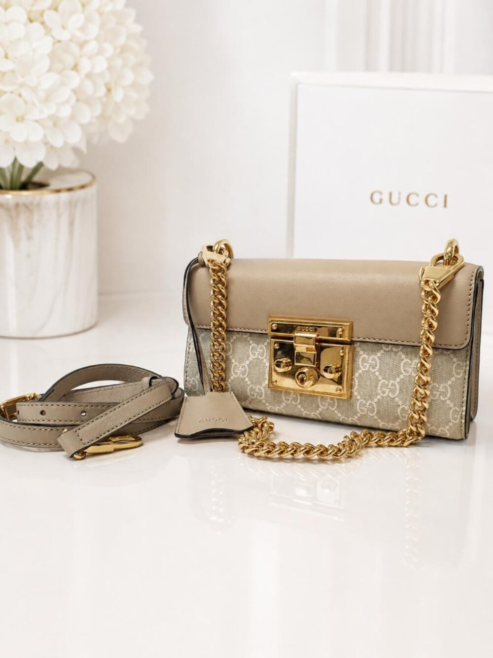 Authentic Gucci Padlock GG Supreme Chain Shoulder Bag